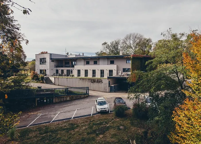 Posestvo Gjerkes * Rogašovci